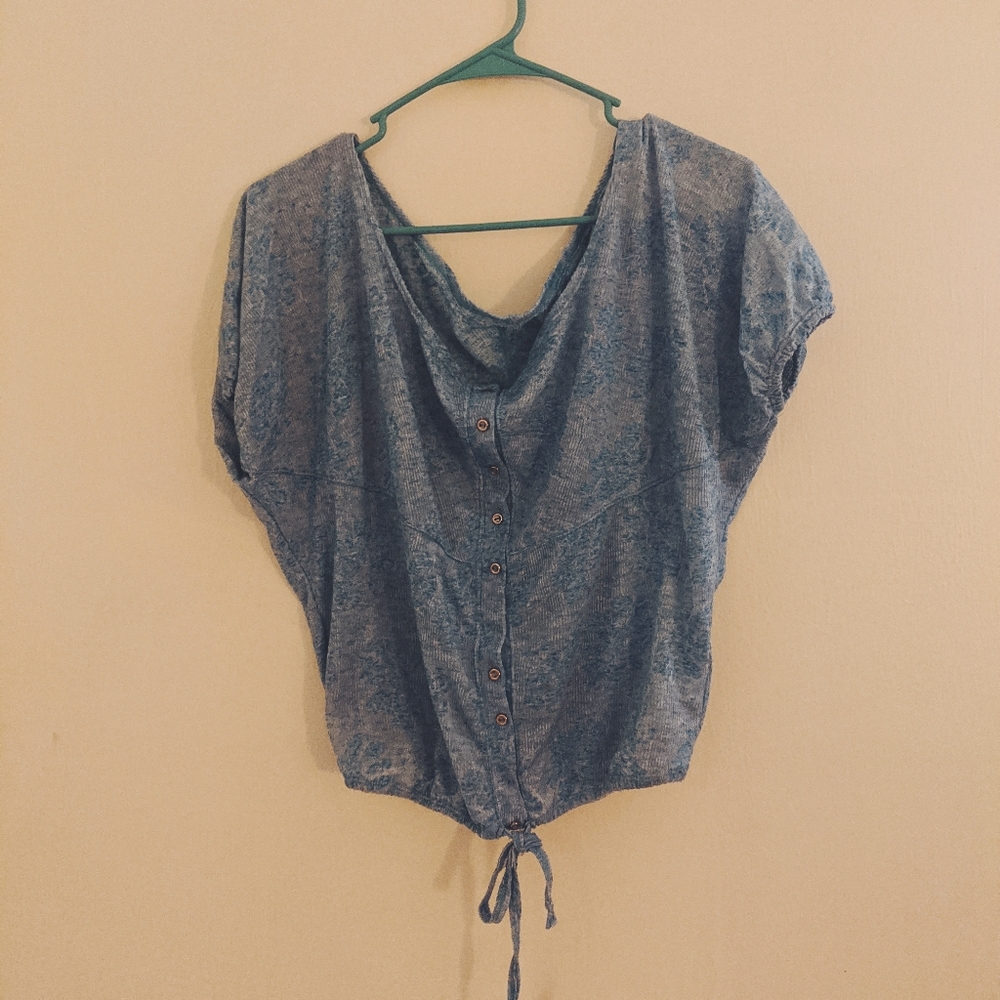 Shirt size S
